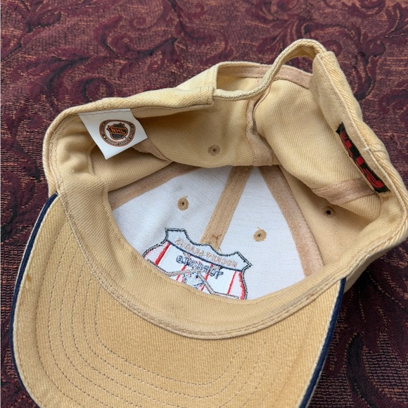 90s Toronto Maple Leafs Dad Hat - Picture 3 of 3